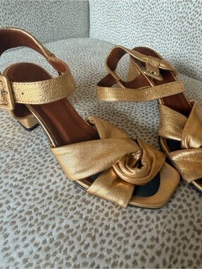 Penelope Chilvers Metallic Gold Knotted Strap Sandals 36